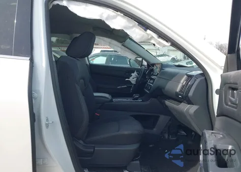 2024 Nissan Pathfinder Sv Fwd z USA, uszkodzony, nr VIN 5N1DR3BA4RC288983